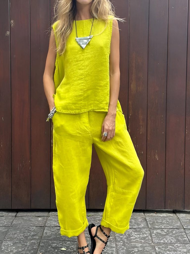 SANNA | TVÅDELAT SOMMARSET I LUFTIG DESIGN